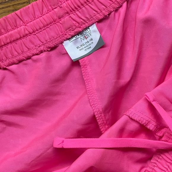 Danskin Now In Pink Passion Athletic Shorts Size XL BRAND NEW - Picture 3 of 7